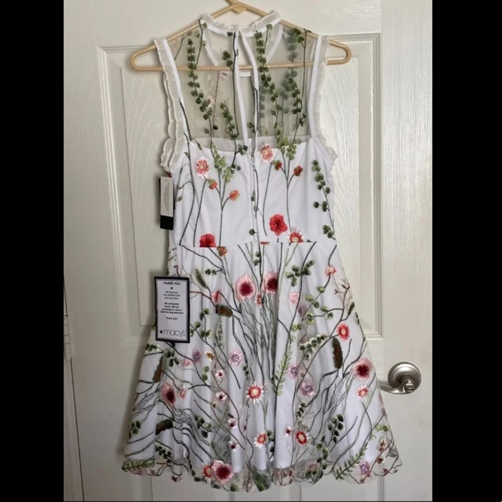 White formal dress with flower overlay - Picture 3 of 5